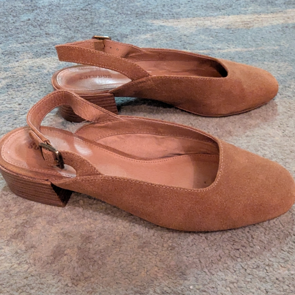 Soludos Tan Slingback Heels